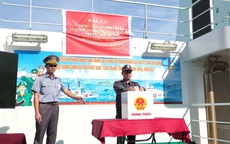 Lực lượng đang làm nhiệm vụ trên vùng biển chủ quyền của Tổ quốc thực hiện bầu cử sớm