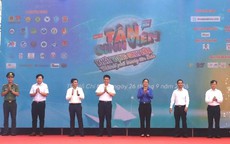 Tân sinh viên TPHCM khởi đầu năm học mới với nhiều hoạt động trải nghiệm