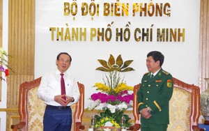 Bí thư Thành ủy Nguyễn Văn Nên thăm, chúc Tết Bộ đội Biên phòng Thành phố