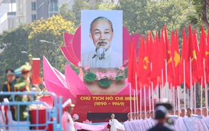 Bắn pháo hoa tại 16 điểm, tổ chức nhiều hoạt động kỷ niệm 50 năm Thành phố mang tên Bác