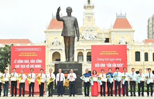 Đảng ủy UBND TPHCM tuyên dương các điển hình 'Dân vận khéo'