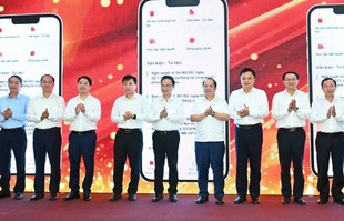 Ph&#225;t động chiến dịch 15 ng&#224;y đ&#234;m l&#224;m sạch, chuẩn h&#243;a dữ liệu tổ chức Đảng, đảng vi&#234;n