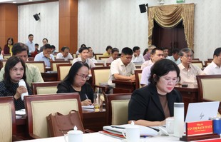 TPHCM quán triệt và triển khai thực hiện Nghị quyết Đại hội XIV của Đảng cho các cơ quan báo chí, xuất bản và đại biểu văn nghệ sĩ, trí thức