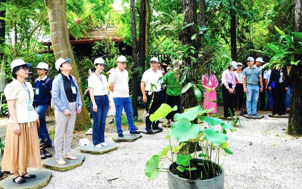 Phát triển du lịch nông nghiệp, nông thôn gắn với xây dựng nông thôn mới