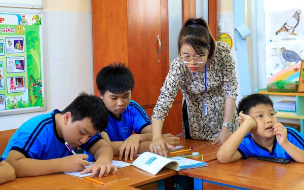 Hỗ trợ tiền ăn cho học sinh nội trú tại trường giáo dục chuyên biệt công lập